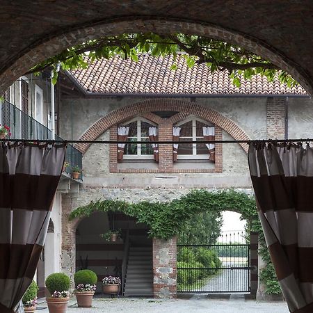 Agriturismo Il Torrione Пинероло Экстерьер фото