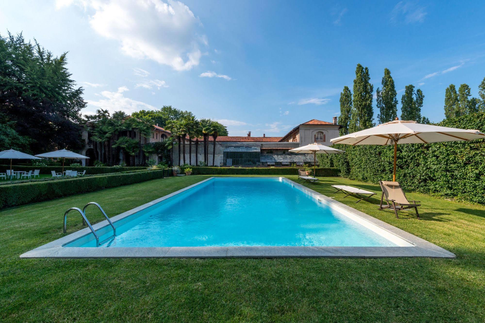 Agriturismo Il Torrione Пинероло Экстерьер фото